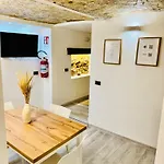 Centro Storico Stationsuite N5 Wifi Tutto A Piedi! * Palermo
